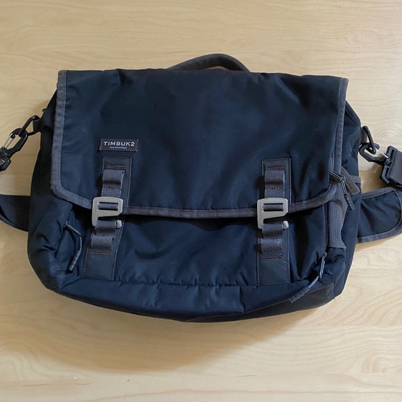 Timbuk2 Messenger Bag - Picture 1 of 10